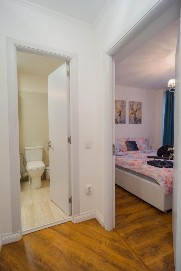 Cozy & Spacious 2Br Apartment With Netflix 부쿠레슈티 외부 사진