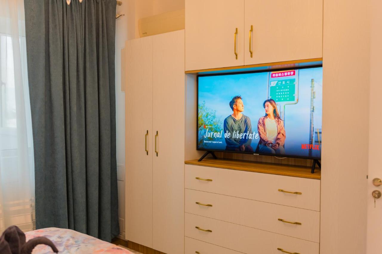 Cozy & Spacious 2Br Apartment With Netflix 부쿠레슈티 외부 사진