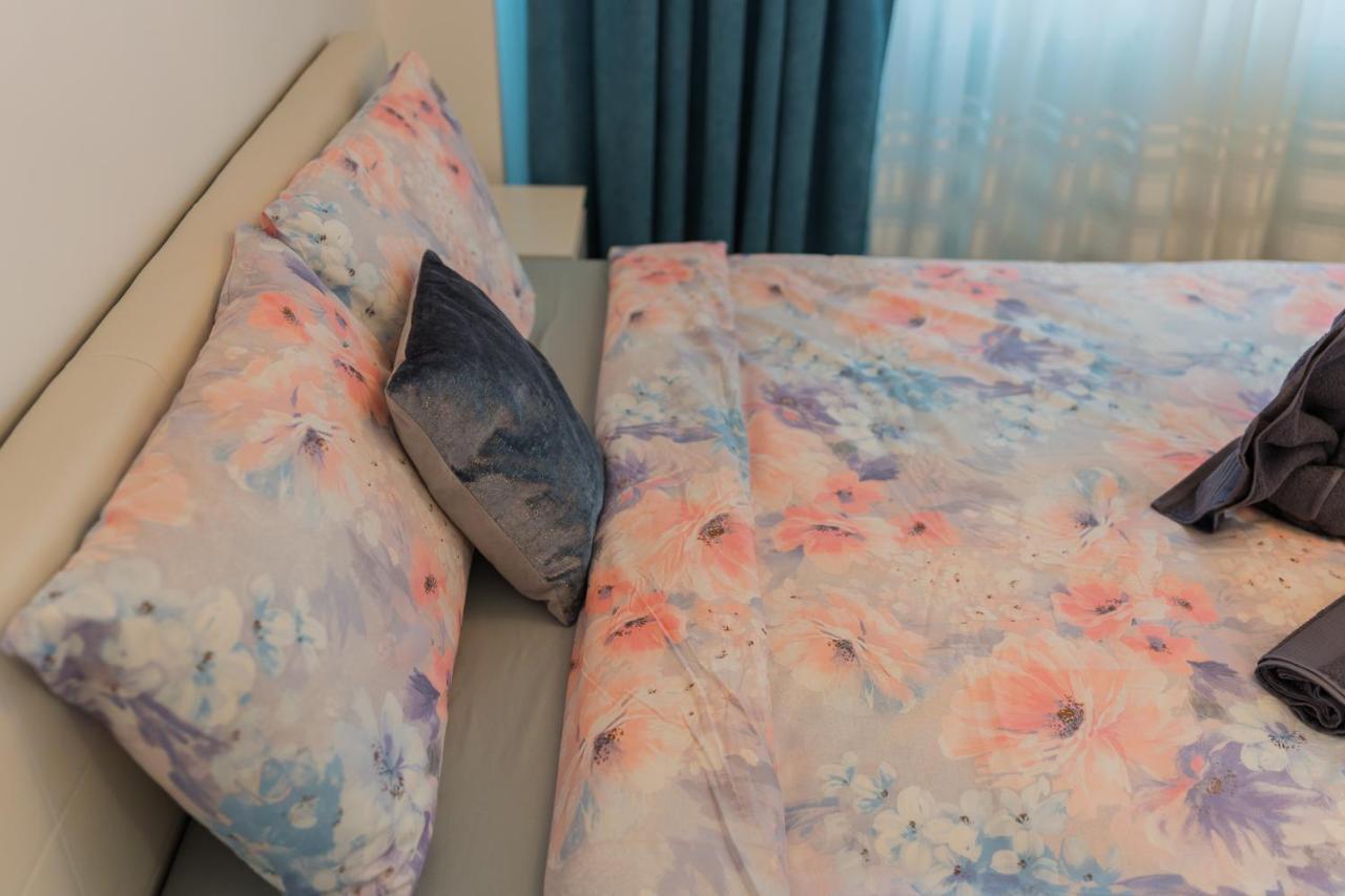 Cozy & Spacious 2Br Apartment With Netflix 부쿠레슈티 외부 사진