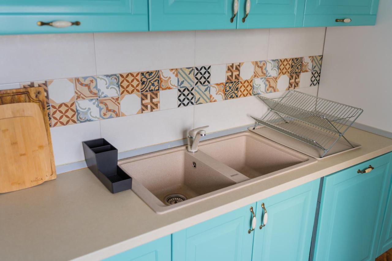 Cozy & Spacious 2Br Apartment With Netflix 부쿠레슈티 외부 사진