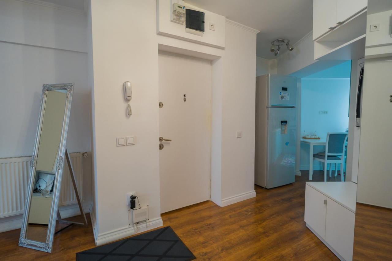 Cozy & Spacious 2Br Apartment With Netflix 부쿠레슈티 외부 사진