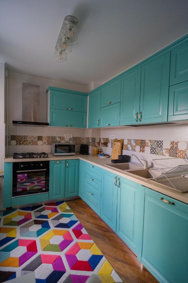 Cozy & Spacious 2Br Apartment With Netflix 부쿠레슈티 외부 사진